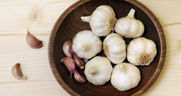 4 Reasons to Eat More Garlic