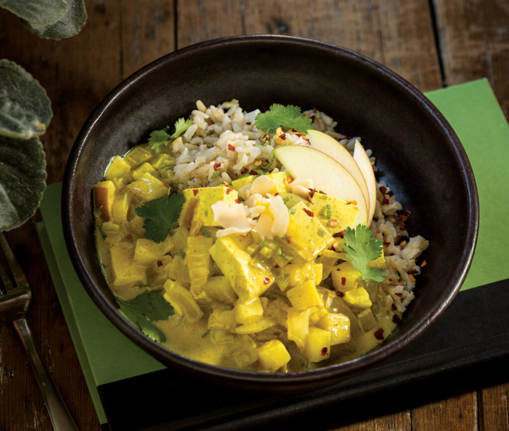 "Butter" Tofu Apple Curry