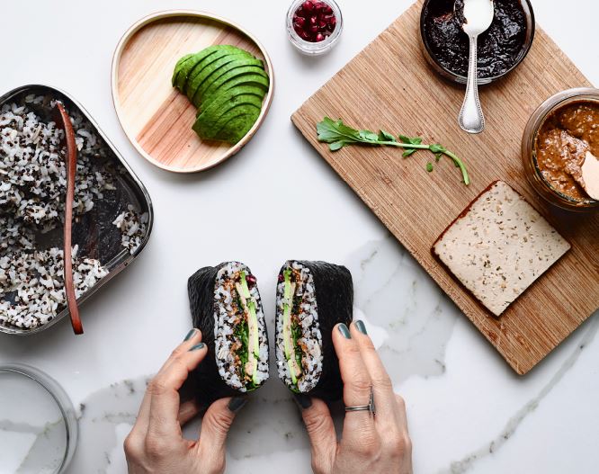 How to Make Onigirazu (Sushi Sandwich)