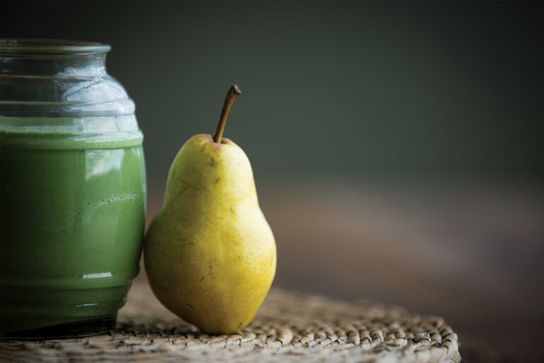 Pear Spinach Smoothie