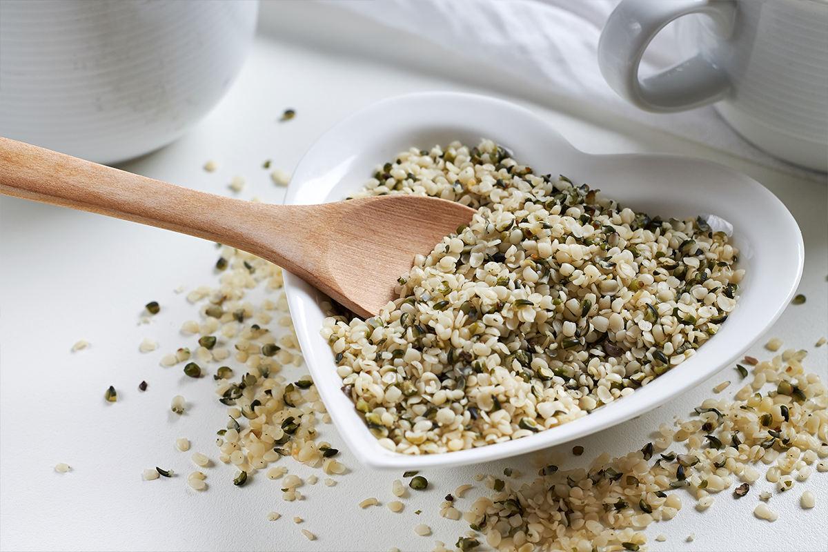 10 Impressive Benefits of Hemp Hearts