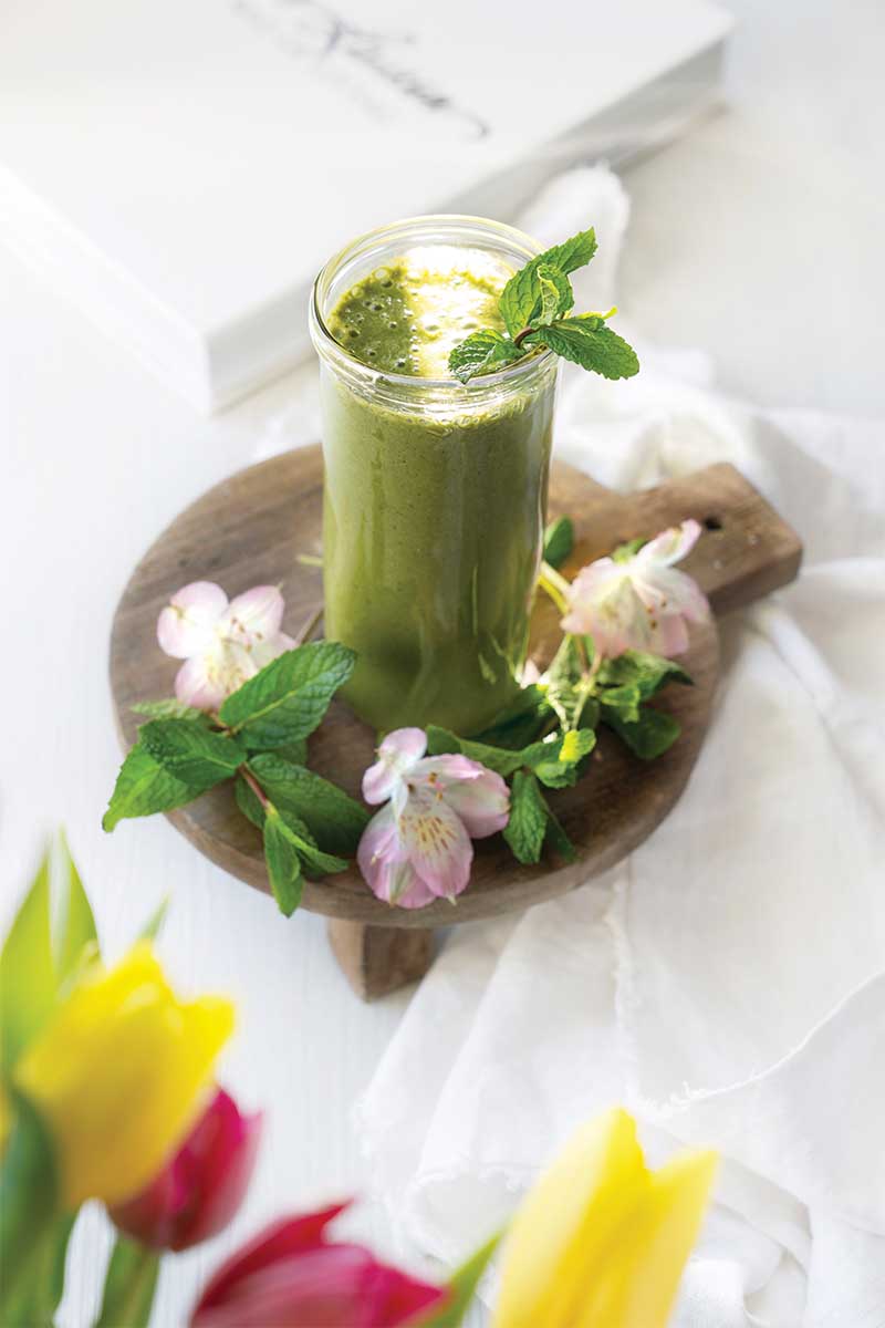 Mint matcha smoothie